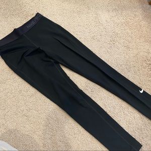 Black Nike Women’s leggings - Medium